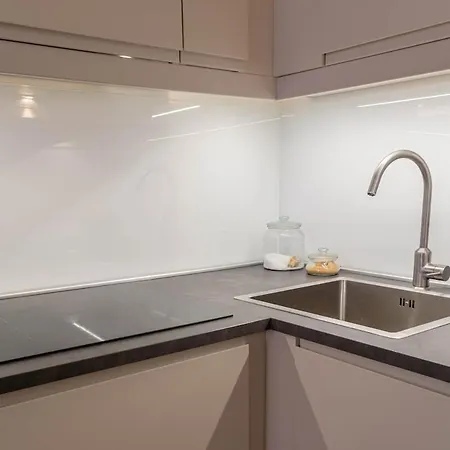 -residenza Stagio Stagi- Center - Free Wifi - Ac Daire *